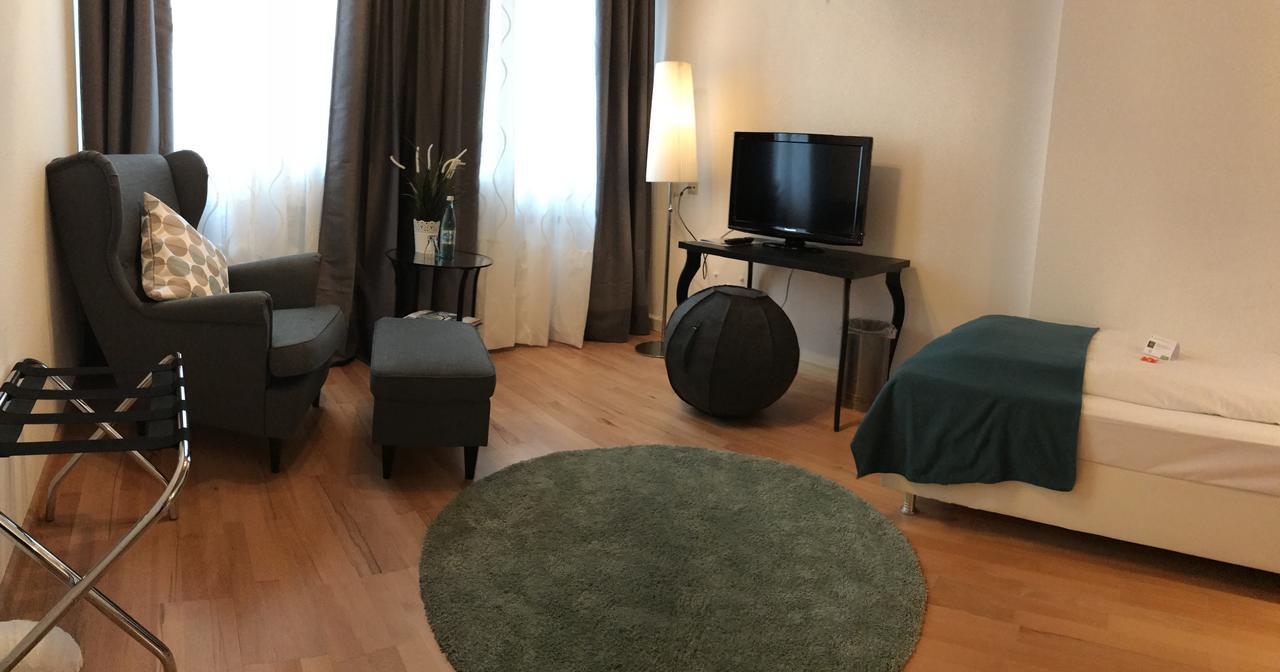 Flair Hotel Vier Jahreszeiten Бад-Урах Экстерьер фото
